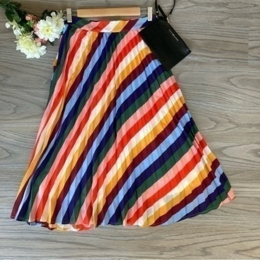 ✨Forever 21 Rainbow 🌈 striped Pleated A-Line Midi Skirt
